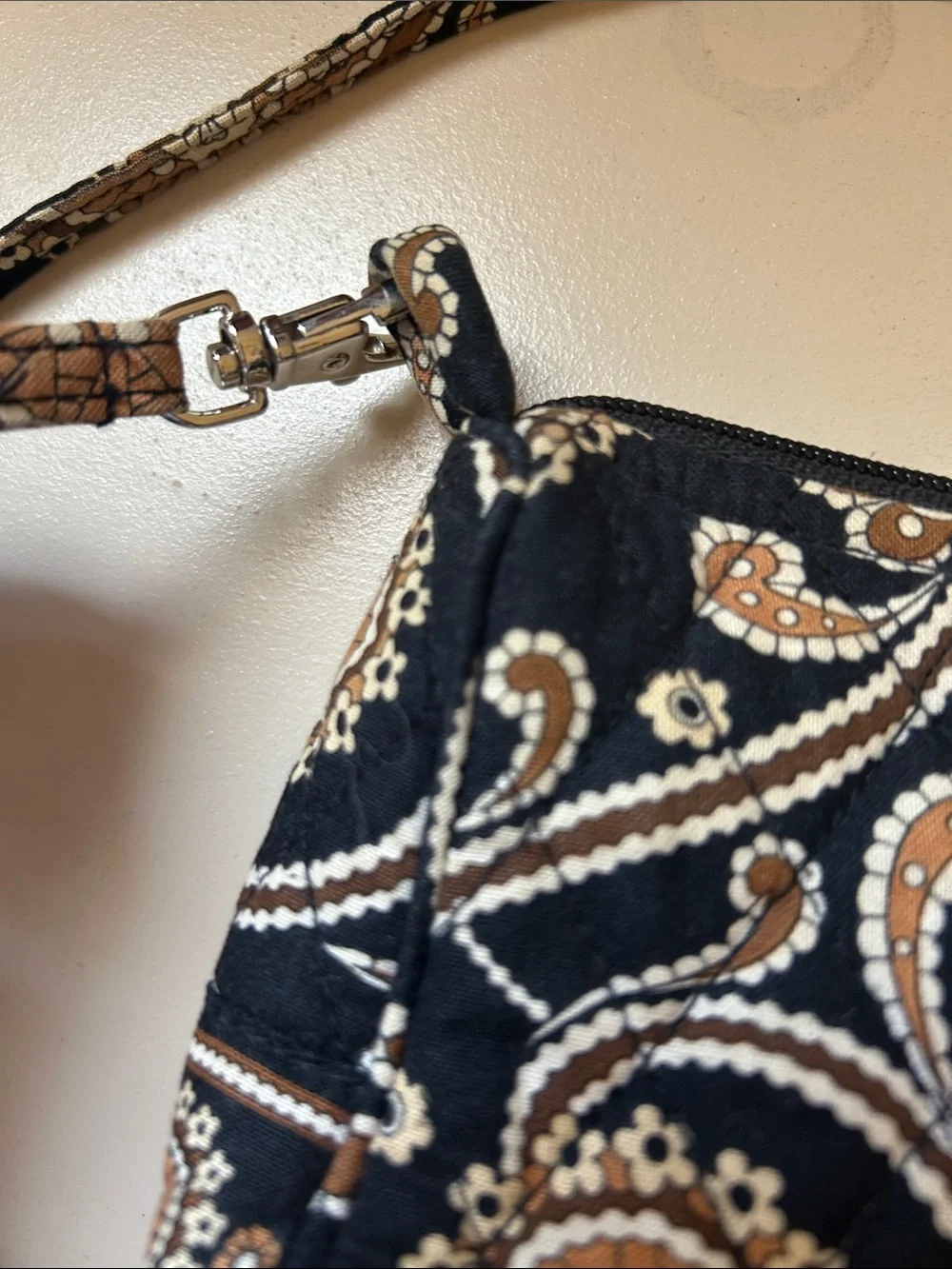 Vera Bradley Black and Tan Paisley Crossbody Bag EUC